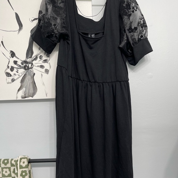 Vero Moda Curve Organza Dress - Picture 4 of 7